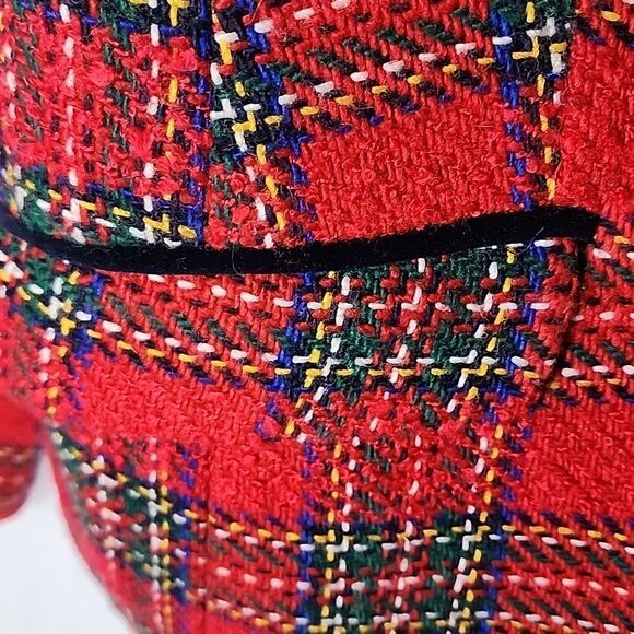 Classic Holiday Red Plaid Wool Blend Blazer Jacket With Lion Crest Buttons - Picture 7 of 11